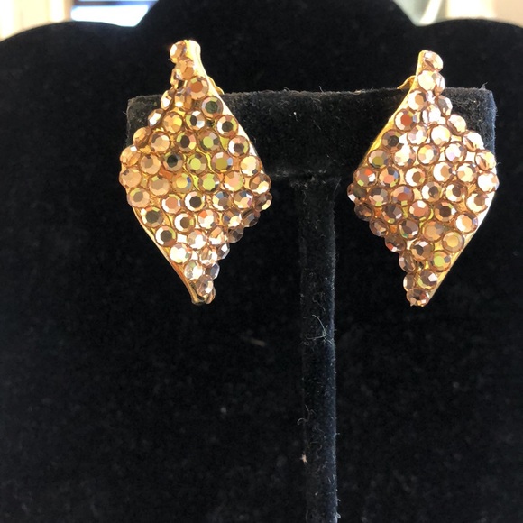 Light Colorado Austrian Crystal Twist Style Earrings-Boutique - Picture 3 of 5